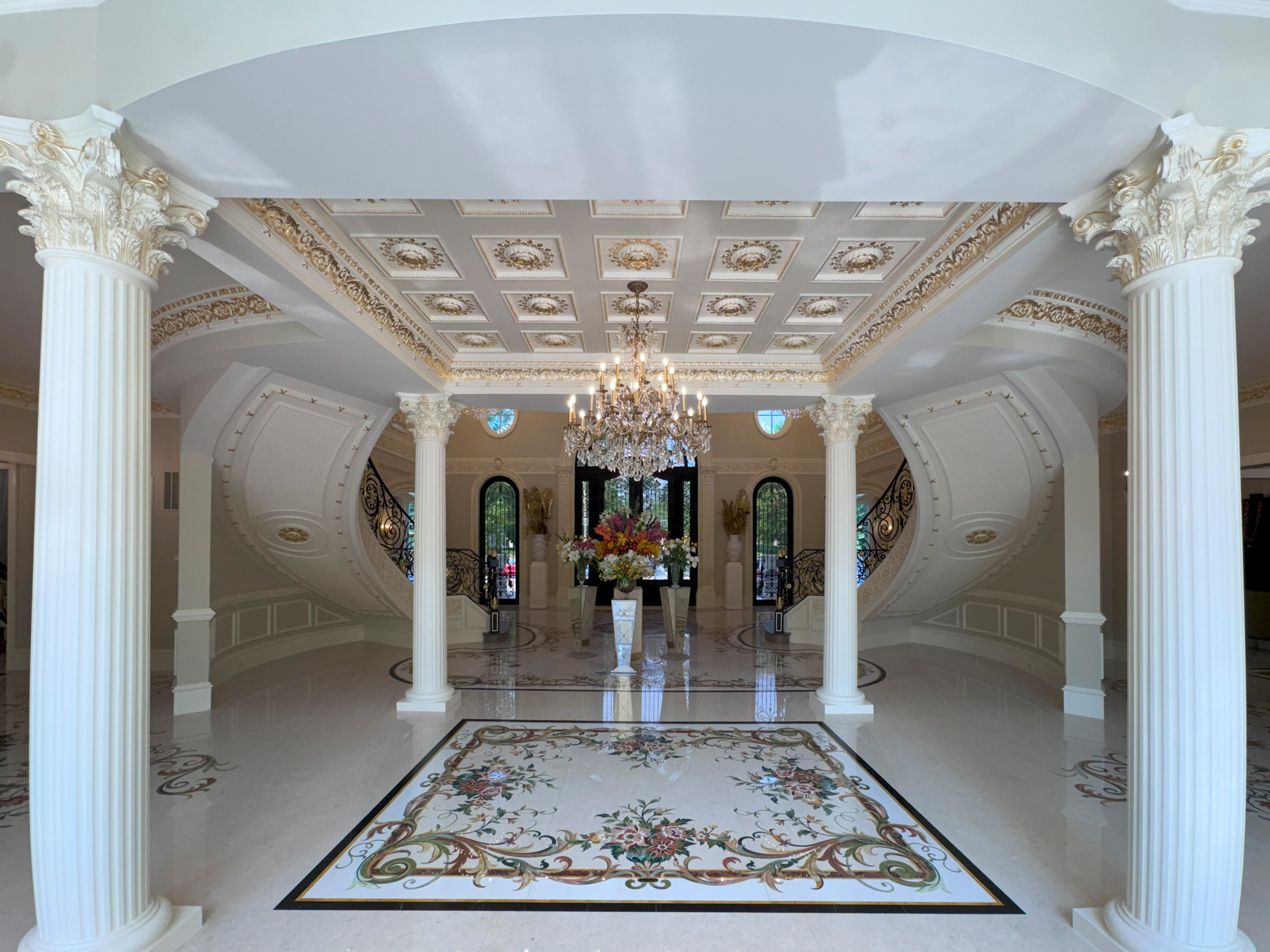 135_Vibrant Staircase with Touch of Historic Grandeur, Great Falls, VA 22066