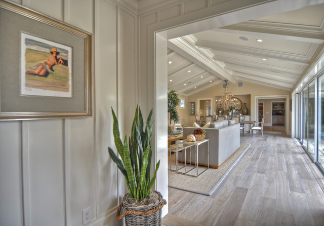 1512 Dolphin Terrace maritim-flur