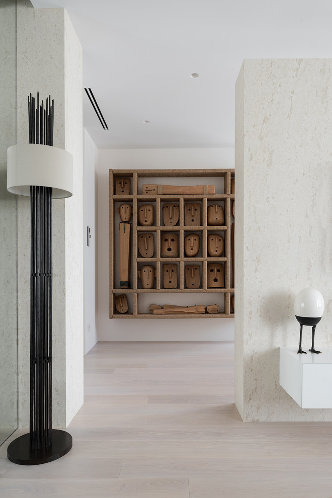 Интерьеры загородного дома в поселке Монтевиль