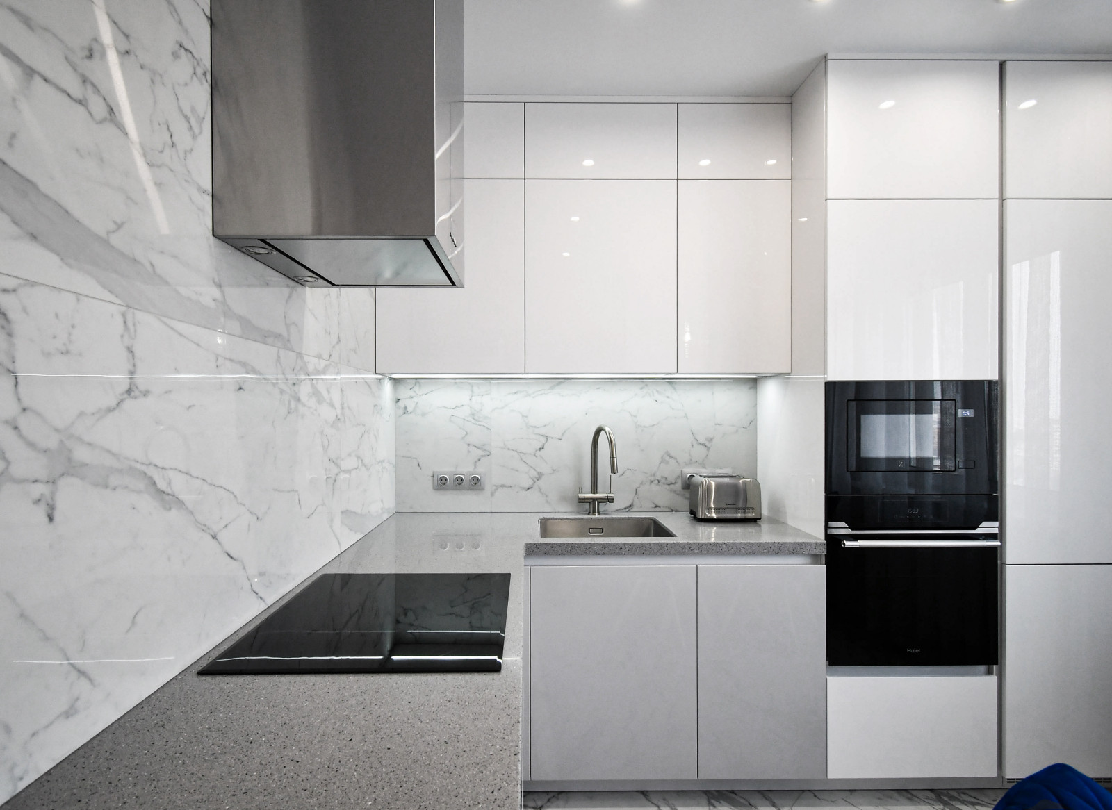 Кухня в стиле минимализм