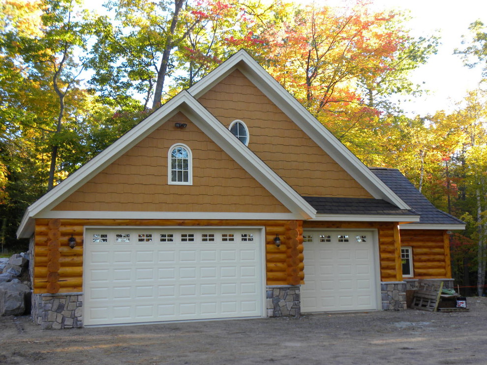 Traditional garage in Other.