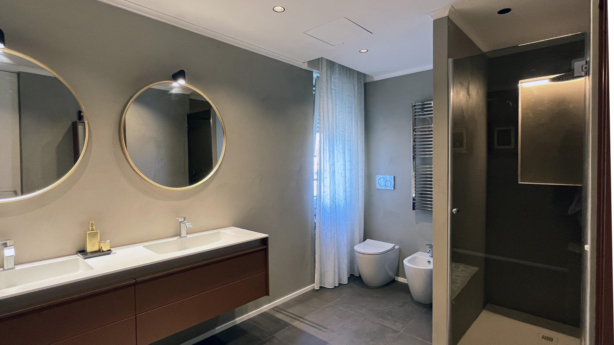 Ristrutturazione Interni appartamento | Minimal Design | 180 MQ