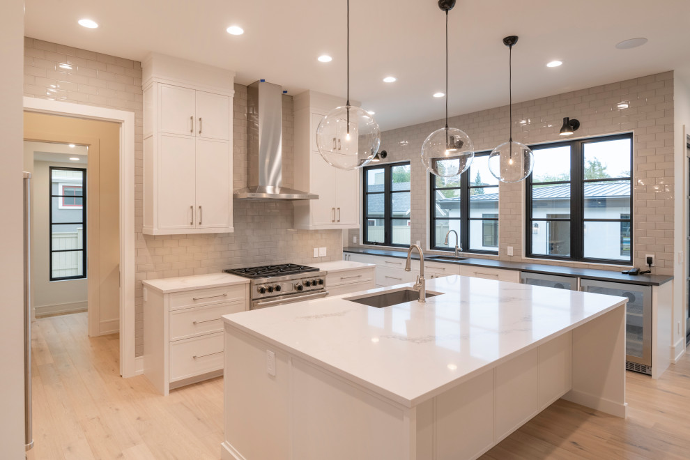 Inspiration for a transitional kitchen remodel in Calgary