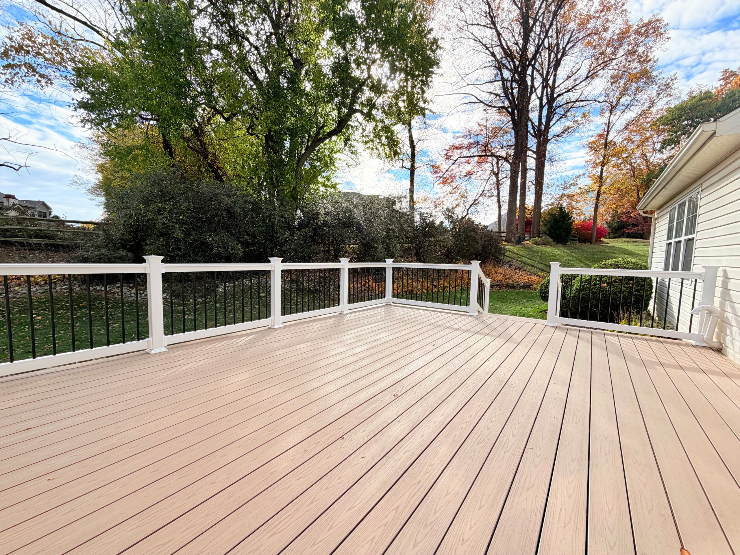 TimberTech Brownstone Composite Deck with White & Black Railing