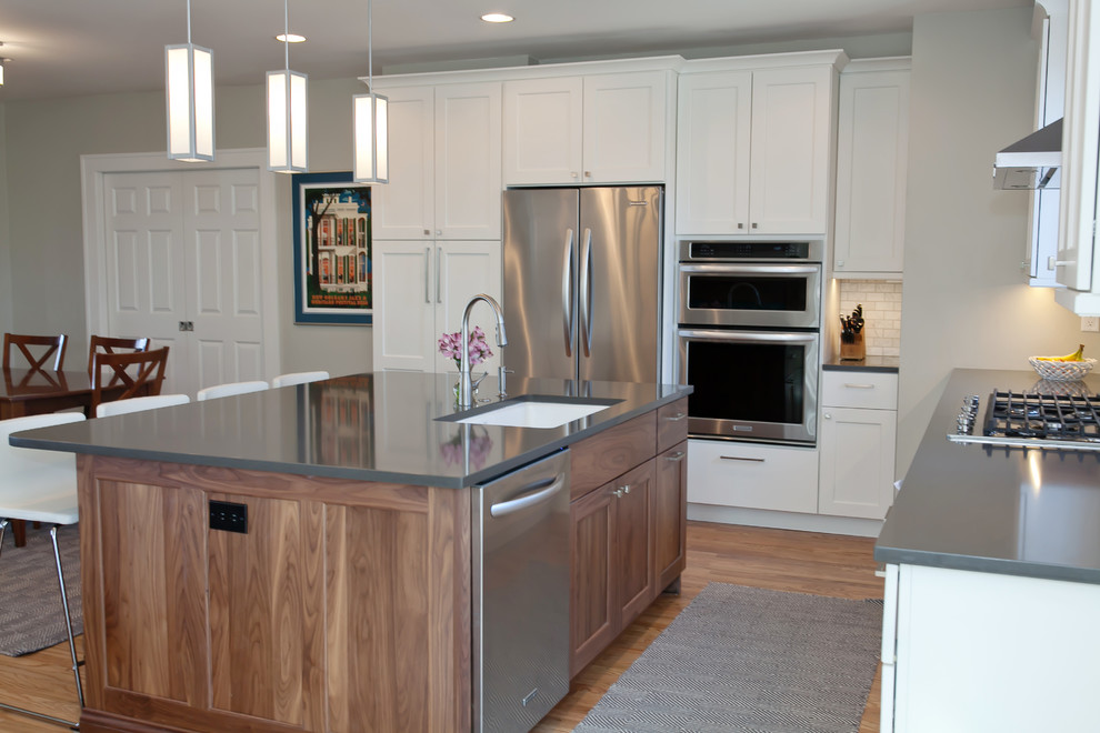 Transitional kitchen photo in Denver