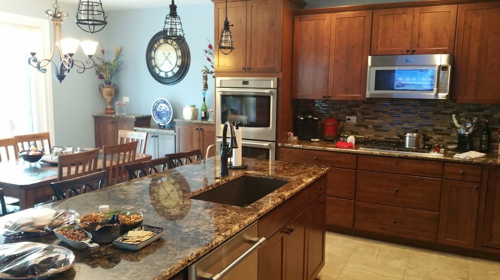 Kitchen - modern kitchen idea in Denver