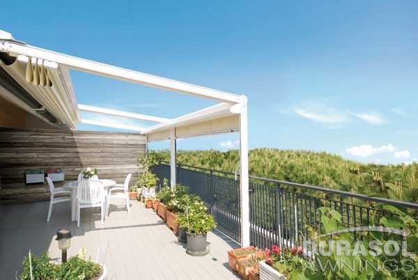 Transitional deck photo in Phoenix
