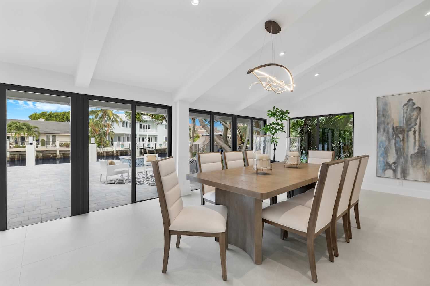 943 Evergreen Residence