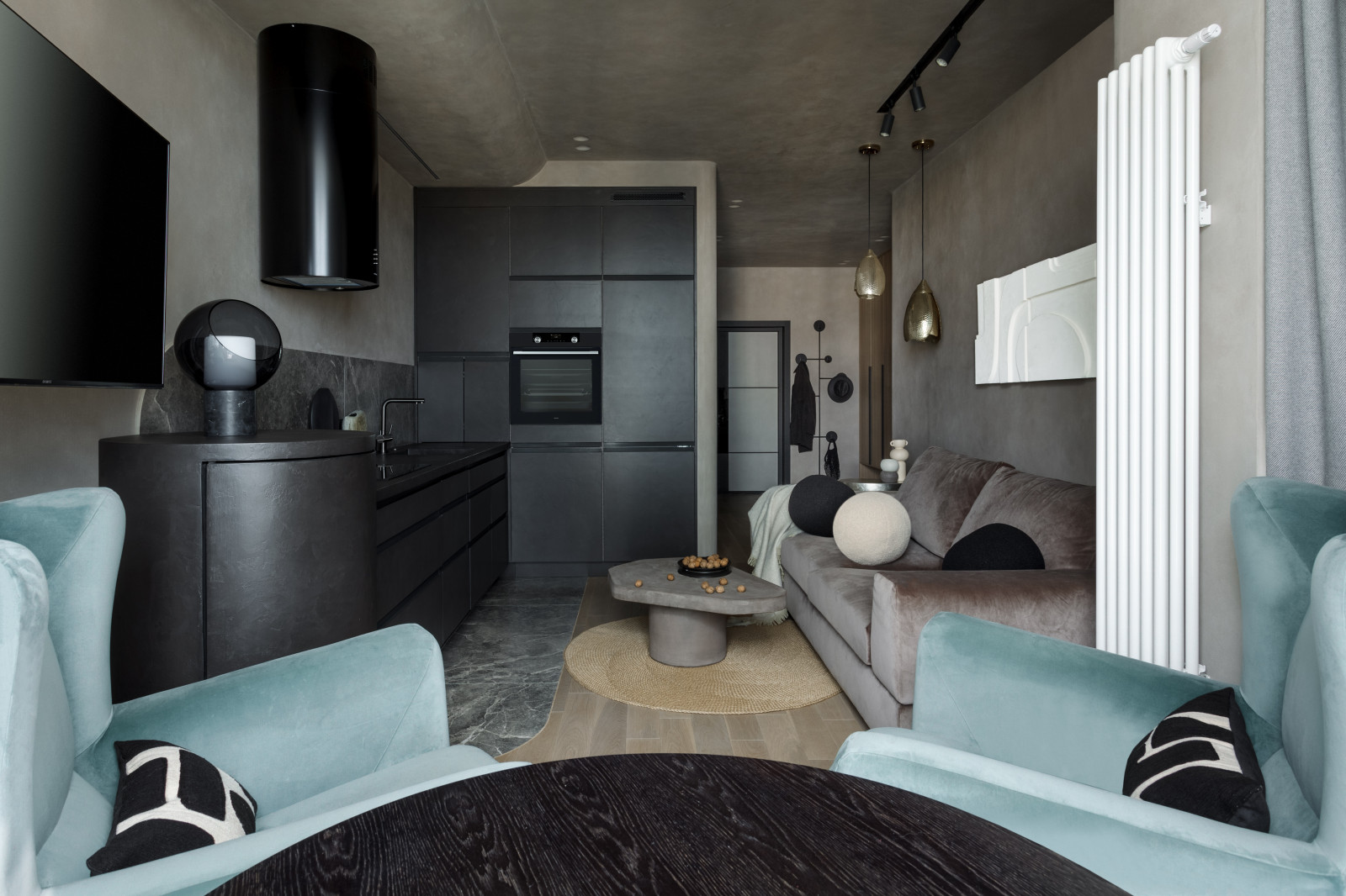 Кухня-гостиная в тёмных тонах