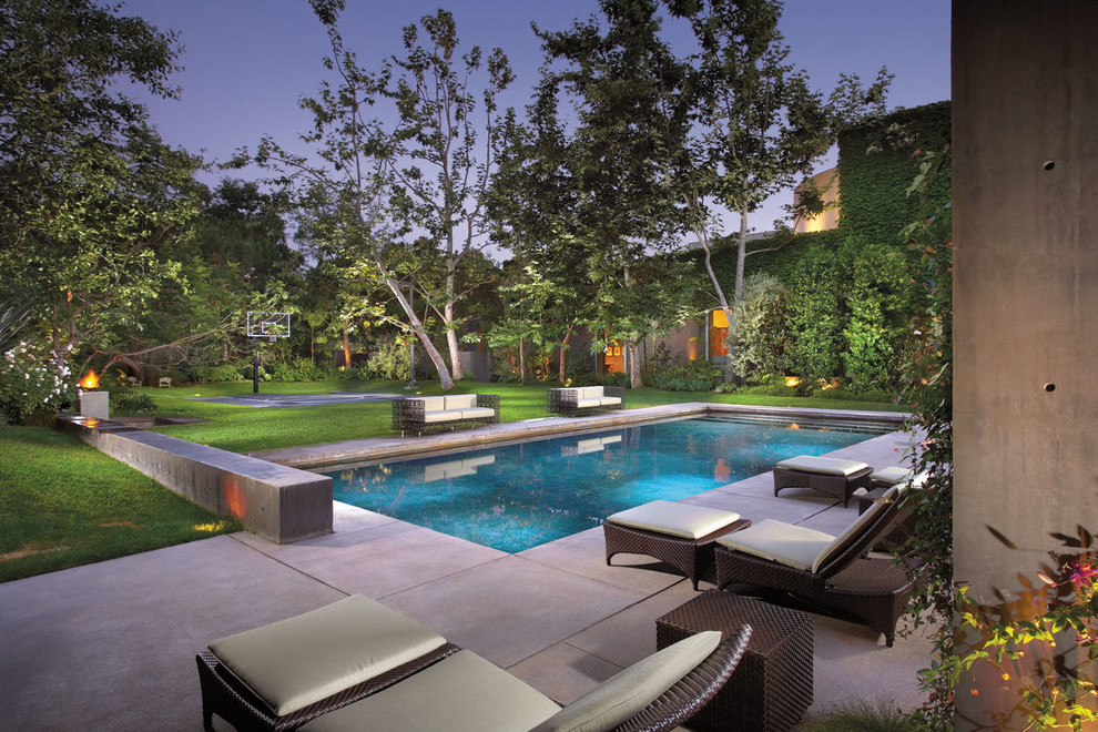 This is an example of a contemporary rectangular pool in Orange County.