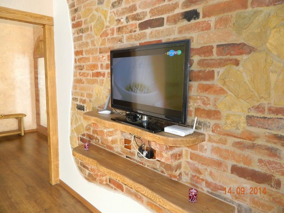 СТАРАЯ КИРПИЧНАЯ КЛАДКА