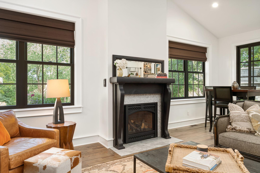 Example of a transitional living room design in Columbus