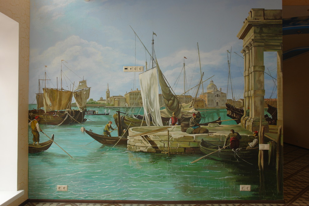 Роспись  в гостиной.