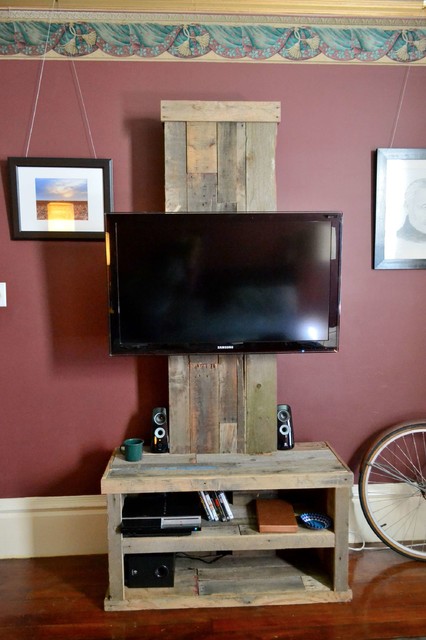 pallet wood tv stand