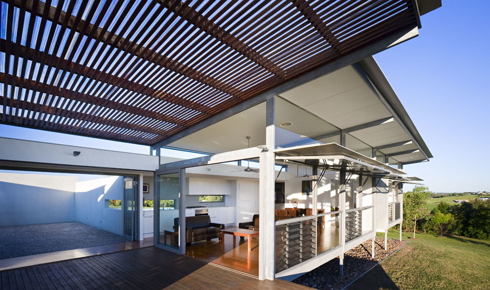 Inspiration for a contemporary deck in Sunshine Coast.