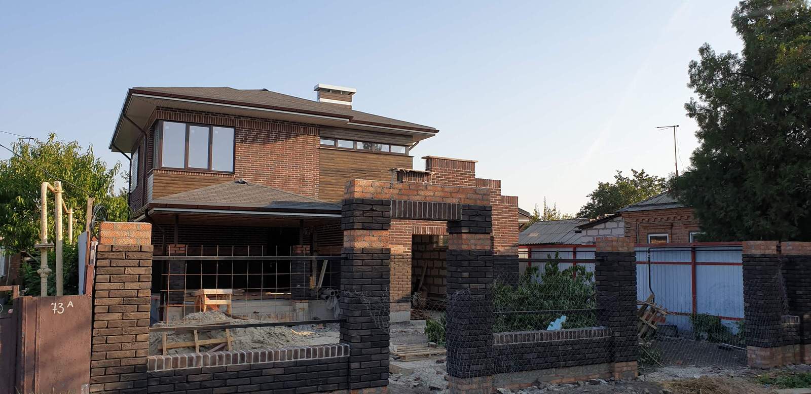 Коттедж в стиле «Райт», в г. Батайск