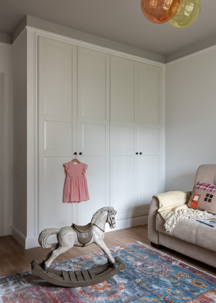 Квартира с библиотекой и коллекцией искусства