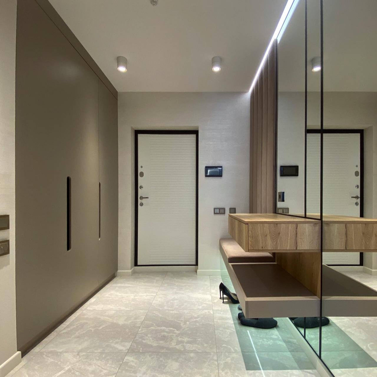 Проект трехкомнатной квартиры в Саратове. Реализация за 6 млн.