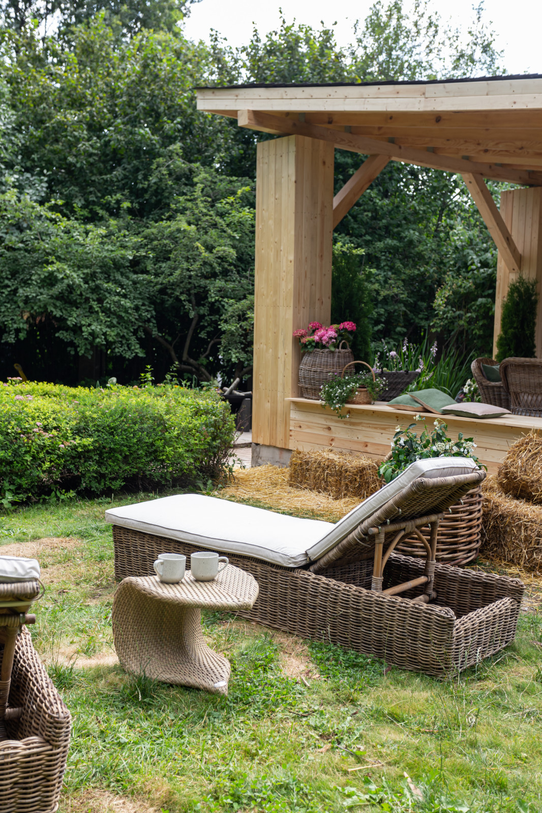 Беседка с летней кухней для Анастасии Вертинской и Степана Михалкова. "На дачу"