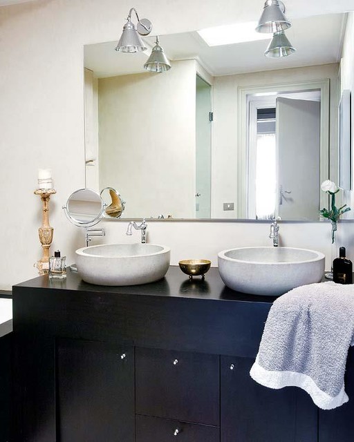 Ba&ntilde;os Bathrooms mid-century-badezimmer