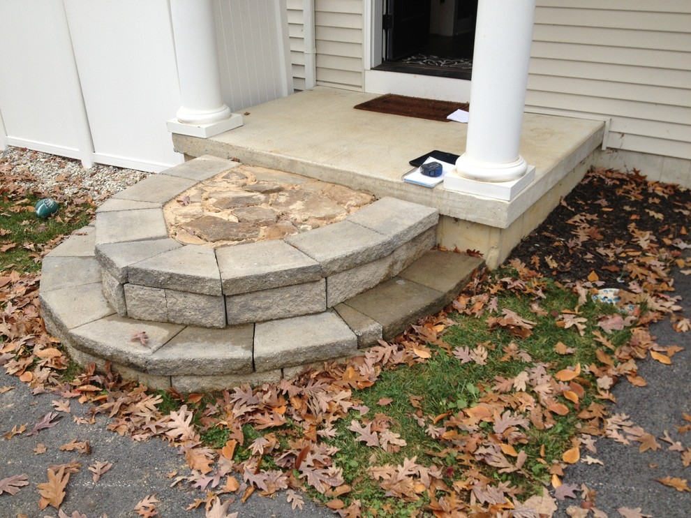 Entryway (before picture)