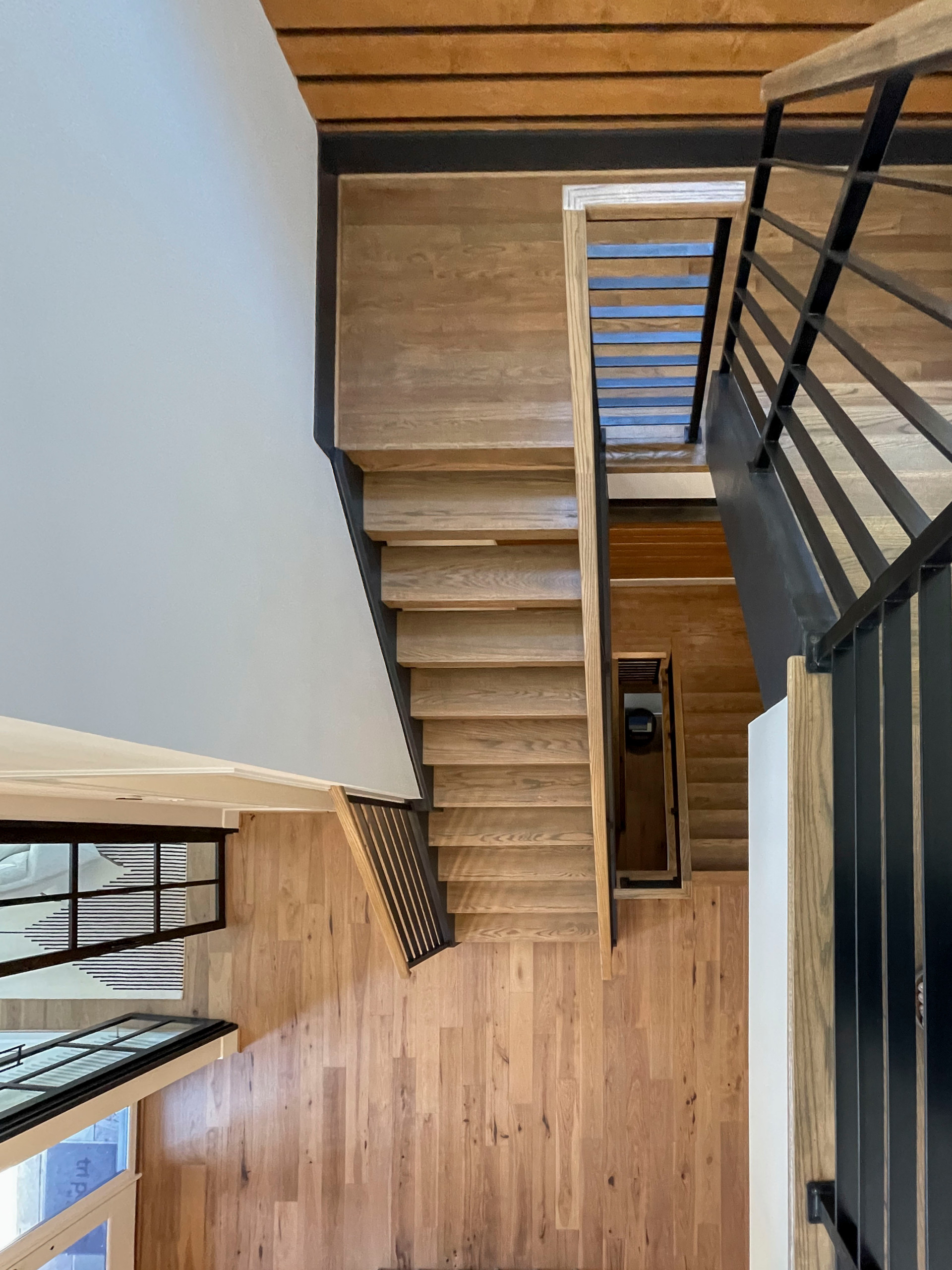 113_Floating Straight- Stringers with No Risers in Contemporary Home, Bethesda M