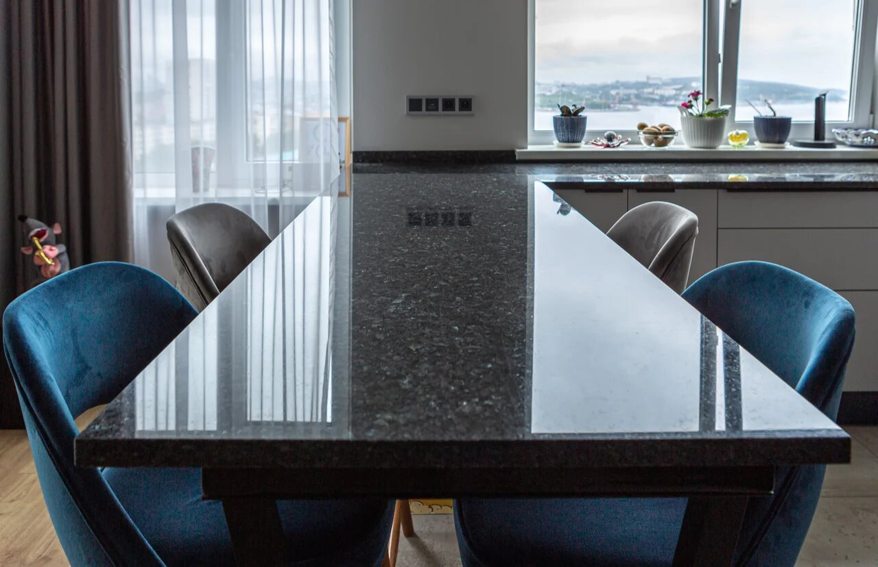 Столешница из гранита Blue Pearl