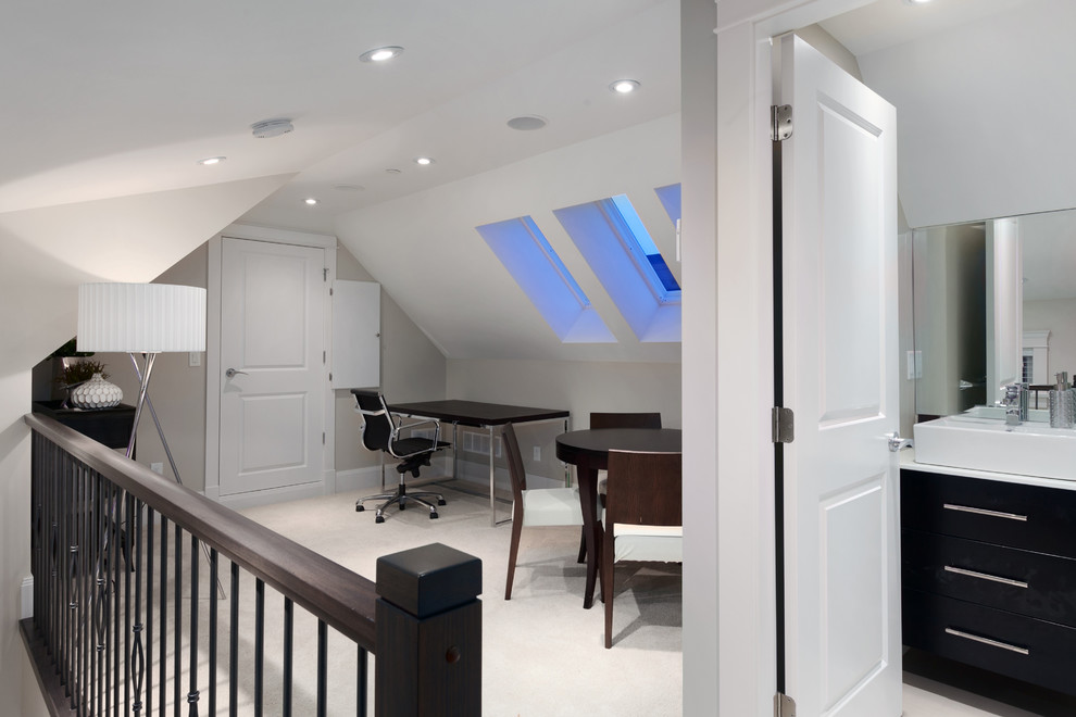 Home design - transitional home design idea in Vancouver