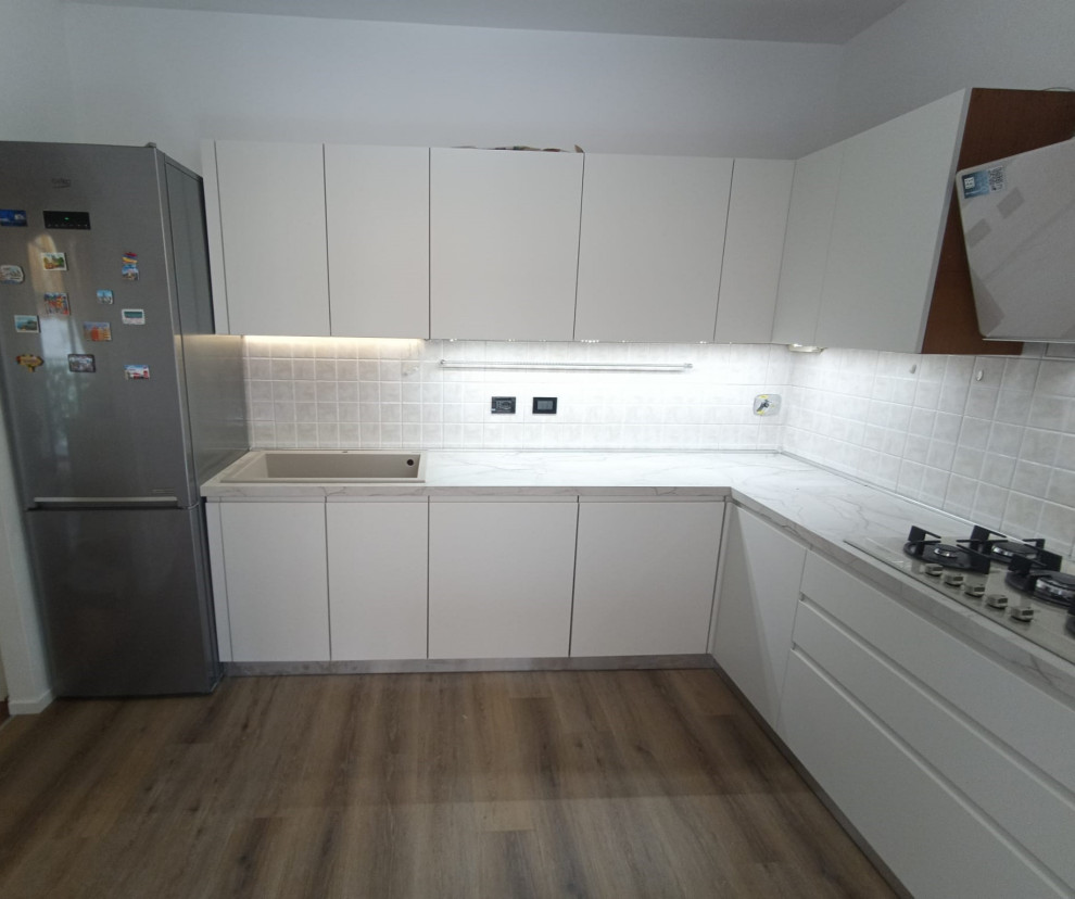 Restyling Cucina sostituzione Ante, Top ed Elettrodomestici