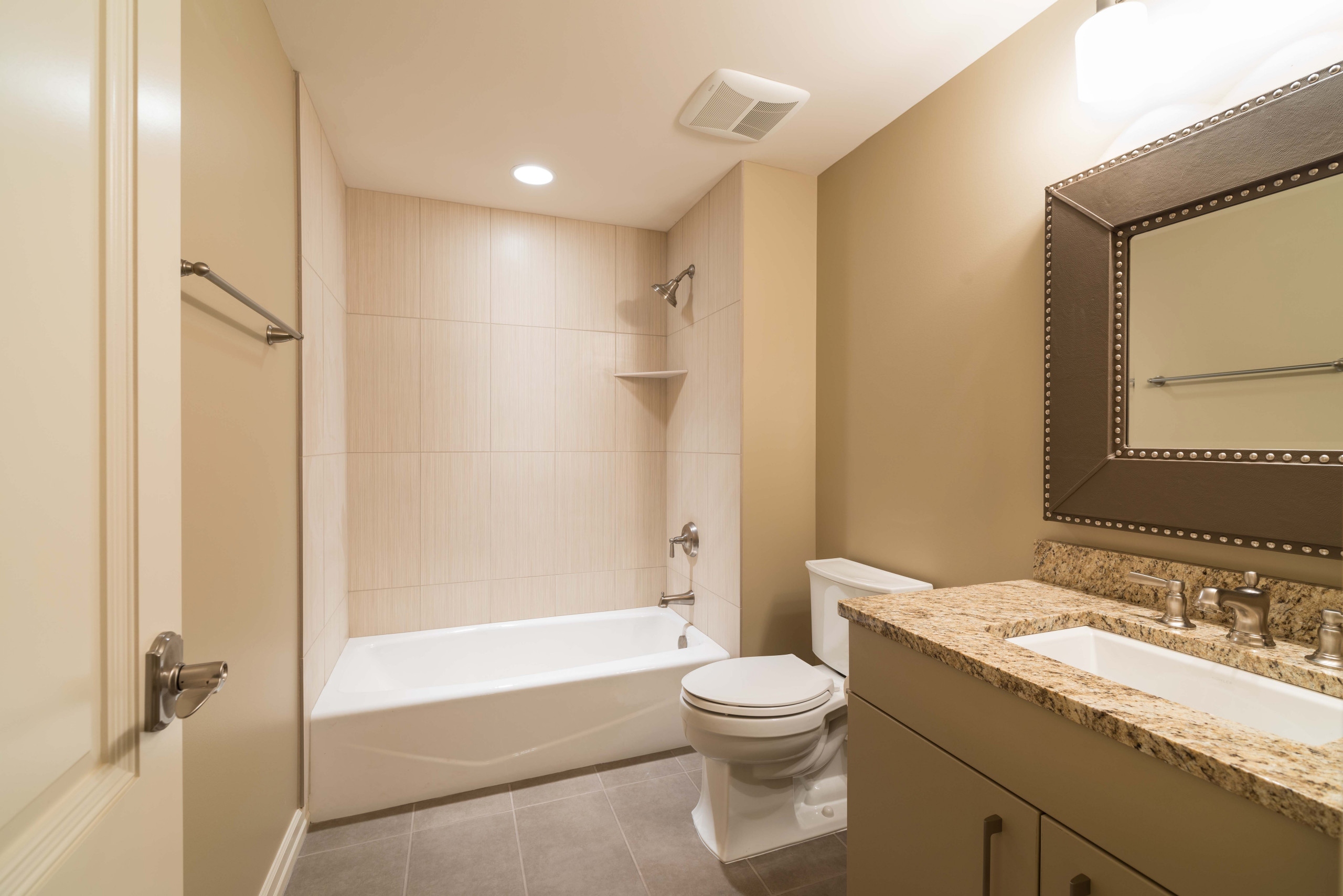 Transitiona/Craftsman Inspired Villa | Sterling Ridge Estates