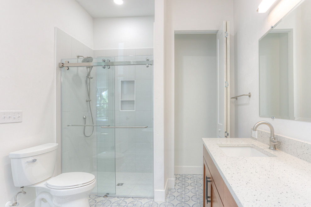 Custom Home - Lake Winnott, FL