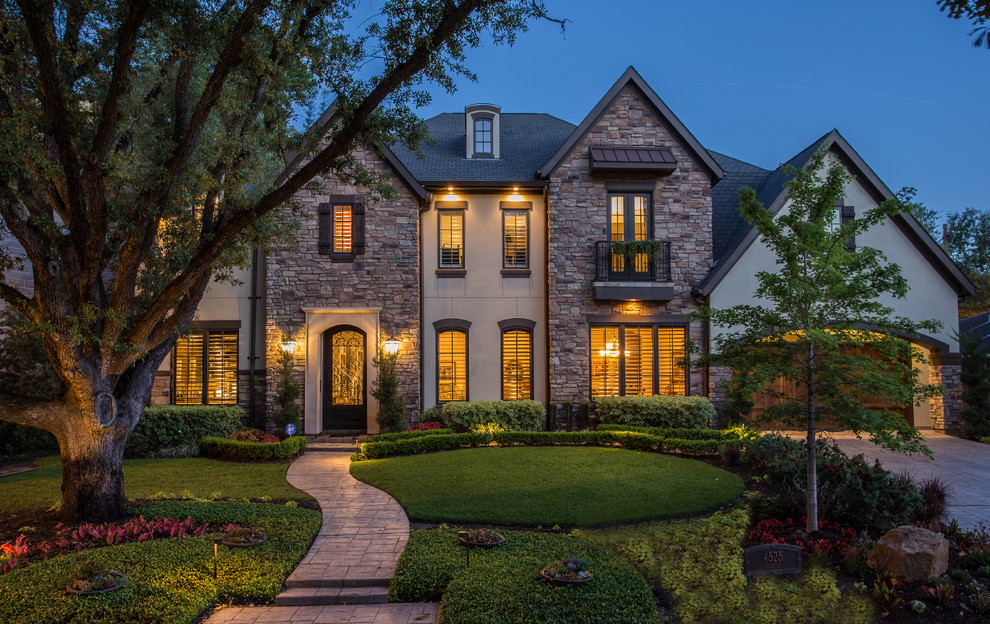 Afton Oaks Traditional Traditional Exterior Houston by Buster