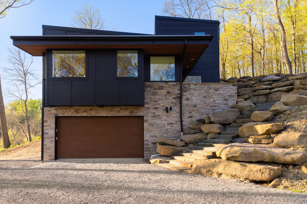 New Build: Lake Pointe Residence