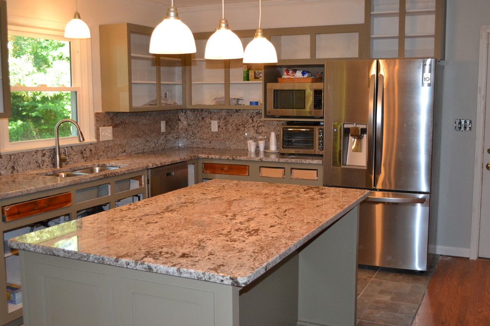 Example of a transitional kitchen design in Atlanta