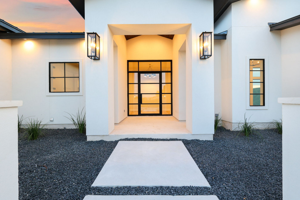 Entryway - transitional entryway idea