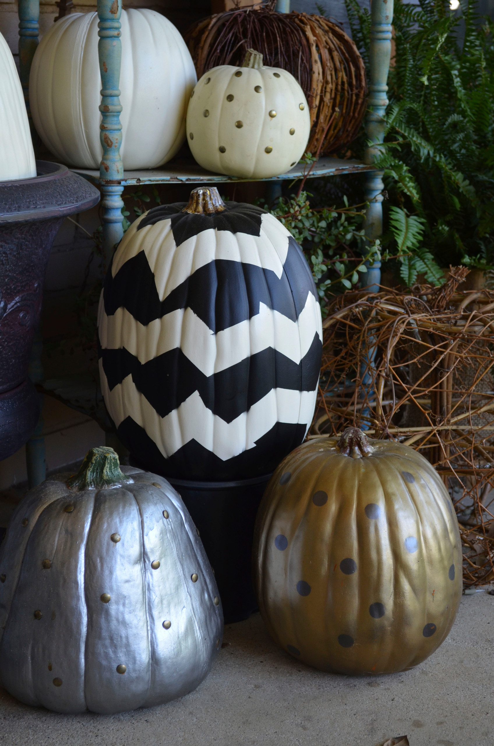 kurbis bemalen als deko idee fur herbst und halloween