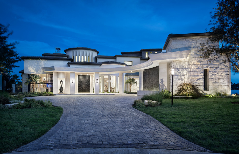 Bentwater Lakehouse Contemporary Exterior Houston by JAUREGUI