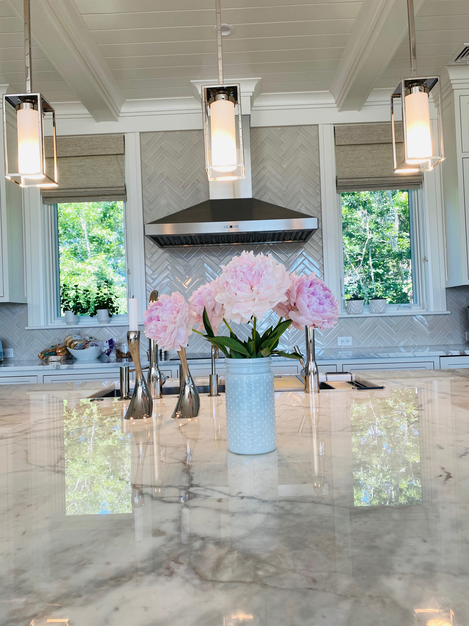 Cape Cod Dining room/kitchen
