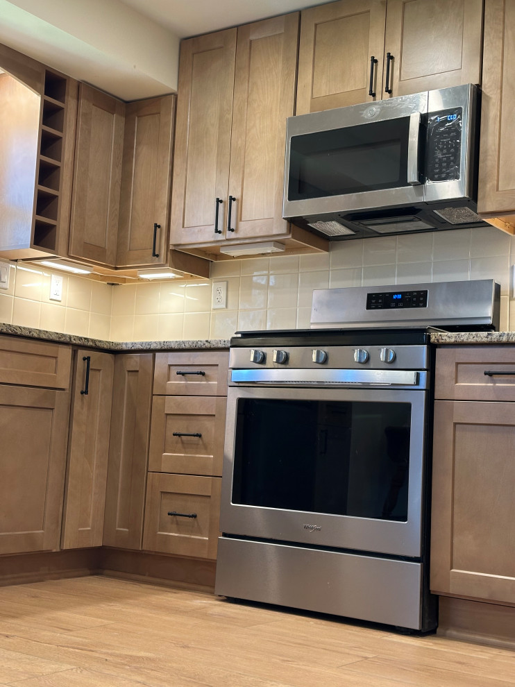 Kitchen - kitchen idea in New York