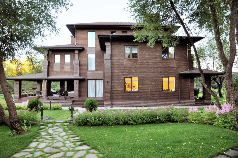 Частный дом в деревне Грязь