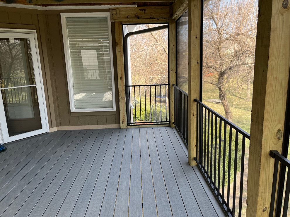 deck / screen porch