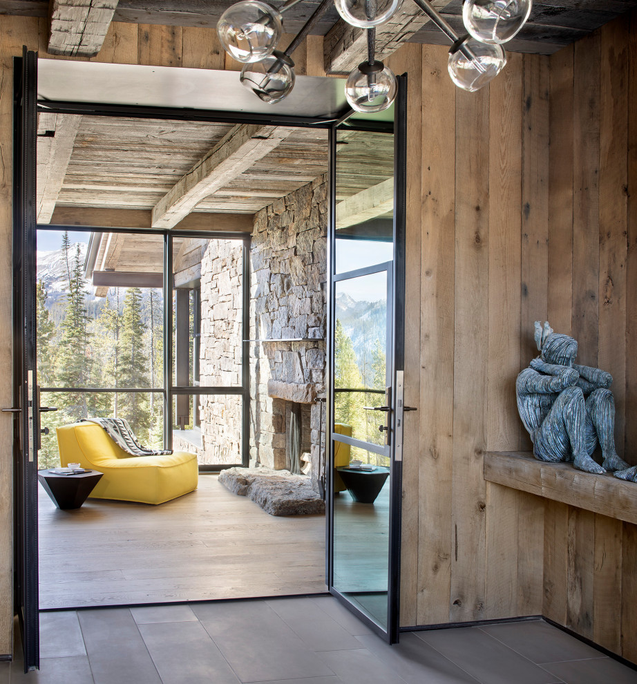 Entryway - rustic entryway idea