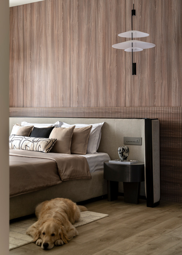Design ideas for a modern bedroom in Chennai.