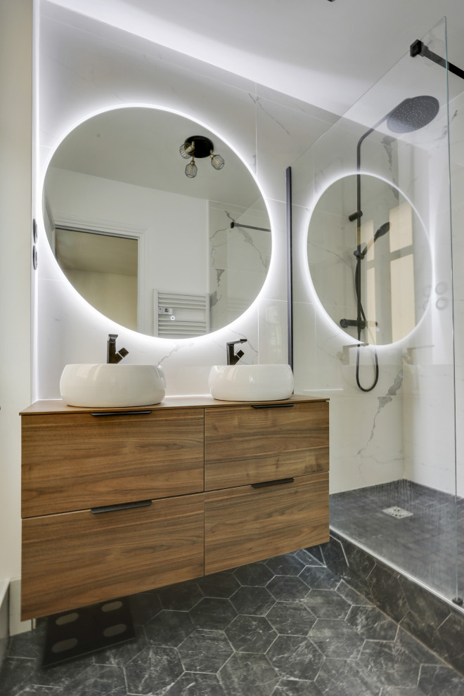 Esempio di una piccola stanza da bagno padronale moderna