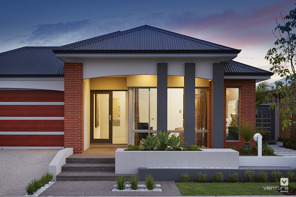 Modern one-storey exterior in Perth.