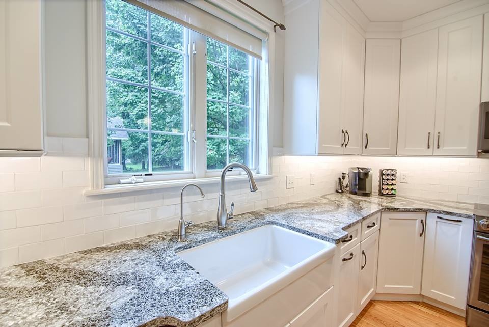 Home design - transitional home design idea in New York