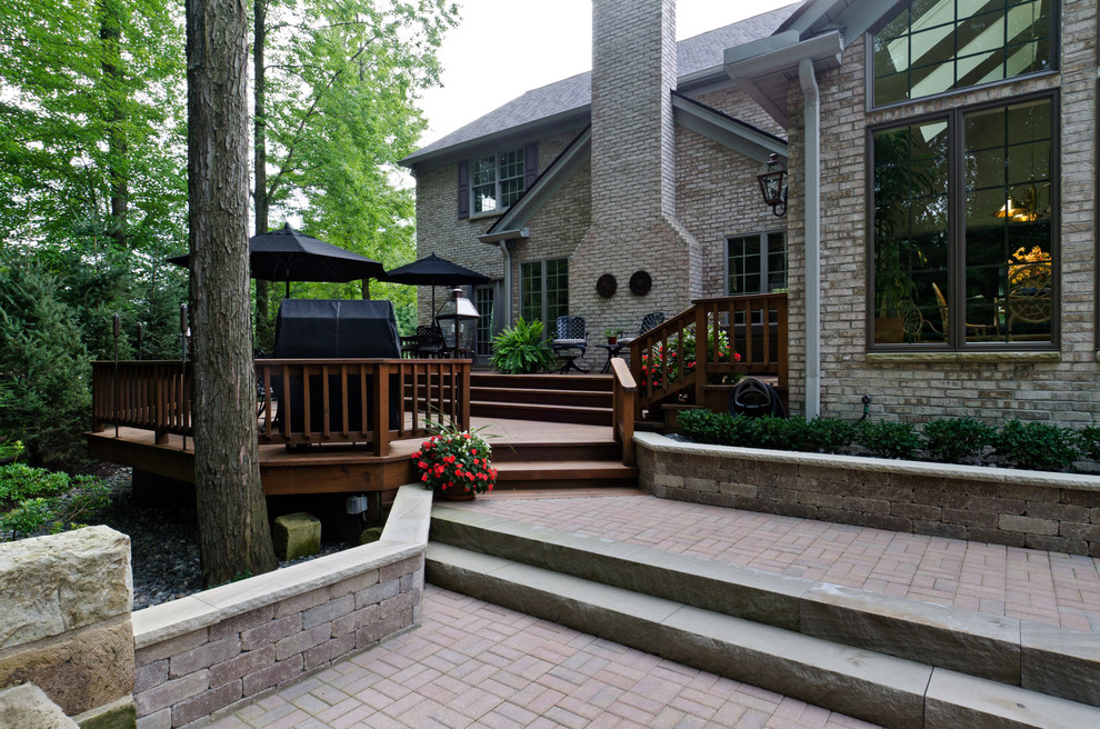 This is an example of a traditional patio in Cleveland.