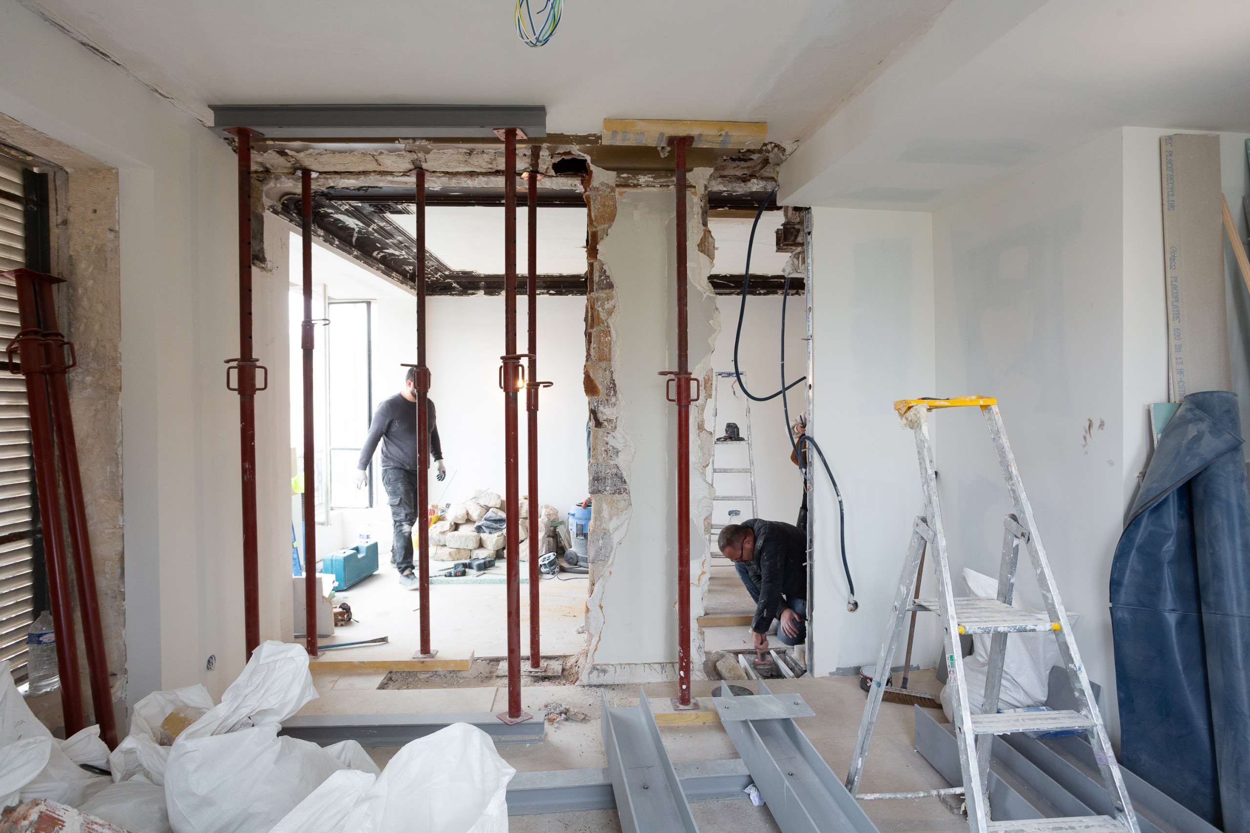 OUVERTURE DE MUR PORTEUR