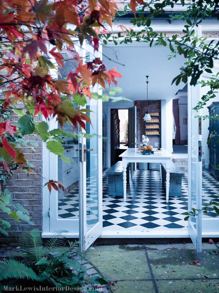 This is an example of a classic kitchen in London.