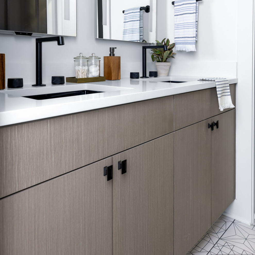 Charleston Driftwood Europeanstyle Transitional Bathroom